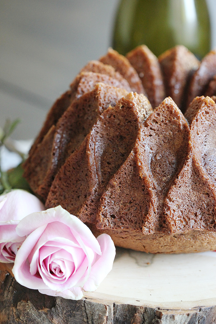 Dark Chocolate Red Wine Bundt Cake brunchnbites.com