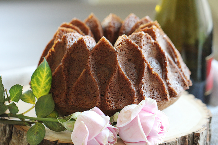 Dark Chocolate Red Wine Bundt Cake brunchnbites.com