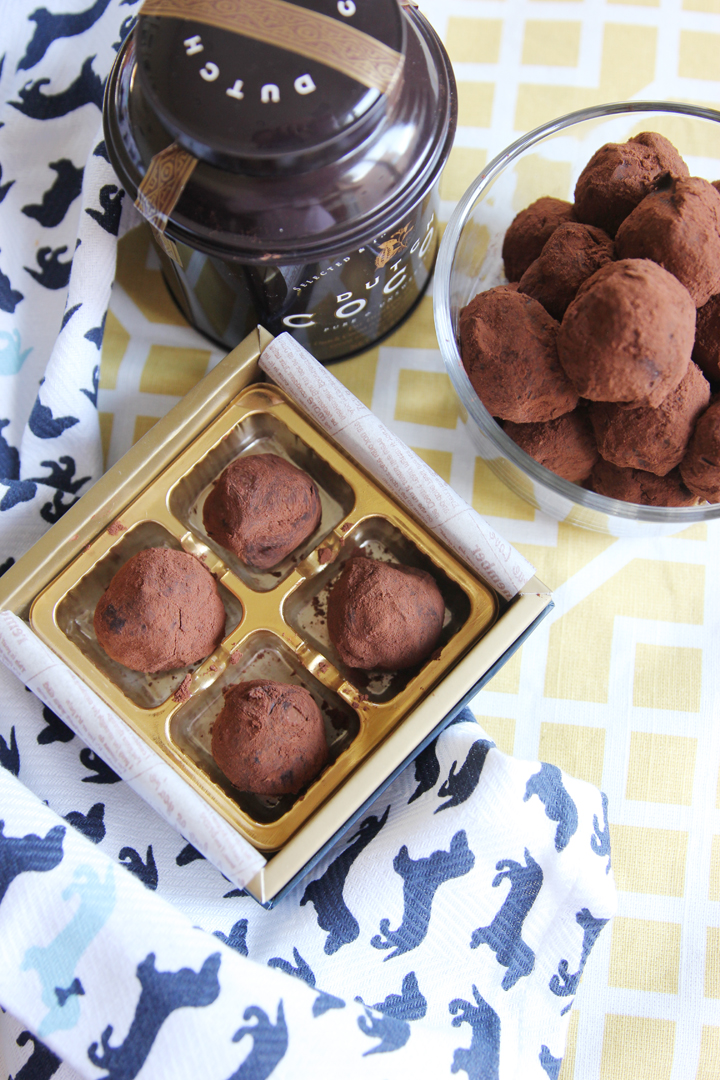 Mexican Hot Chocolate Truffles | www.brunchnbites.com