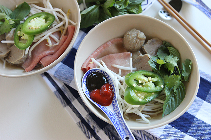 Slow Cook Beef Pho | www.brunchnbites.com