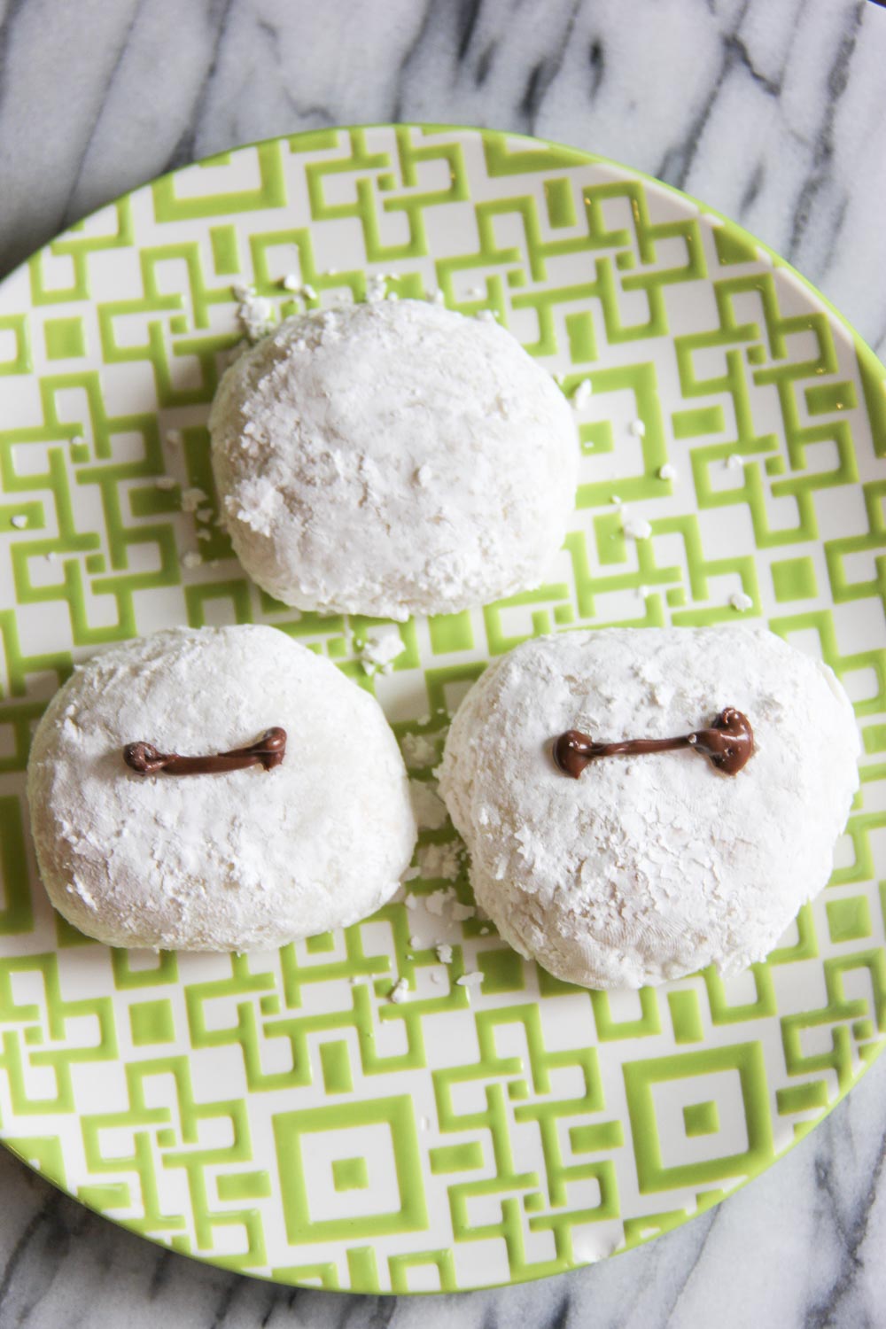 Nutella Mochi - the Asian Ferrero Rocher. Chewy & tender with the perfect amount of sweetness. 