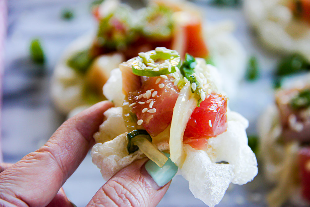 Create a little taste of aloha in your kitchen! These Tuna Poke Mochi Waffles make a fun appetizer - delicious, easy, super nutritious and so refreshing.