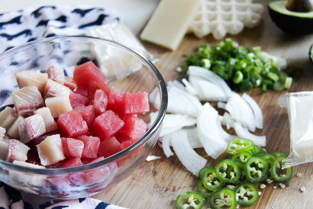 Create a little taste of aloha in your kitchen! These Tuna Poke Mochi Waffles make a fun appetizer - delicious, easy, super nutritious and so refreshing.