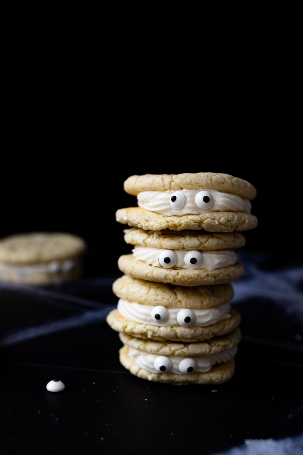 These easy and fun Halloween Sandwich Cookies are a delicious Halloween treat recipe! With only five ingredients, you’ll love how simple they are to make.