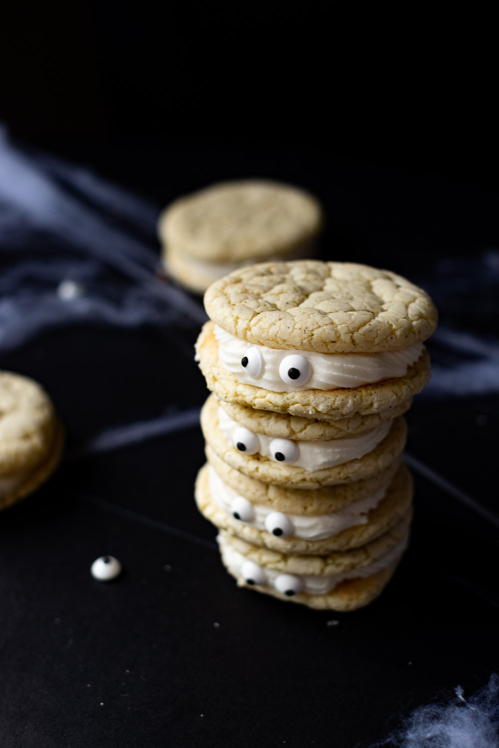 These easy and fun Halloween Sandwich Cookies are a delicious Halloween treat recipe! With only five ingredients, you’ll love how simple they are to make.