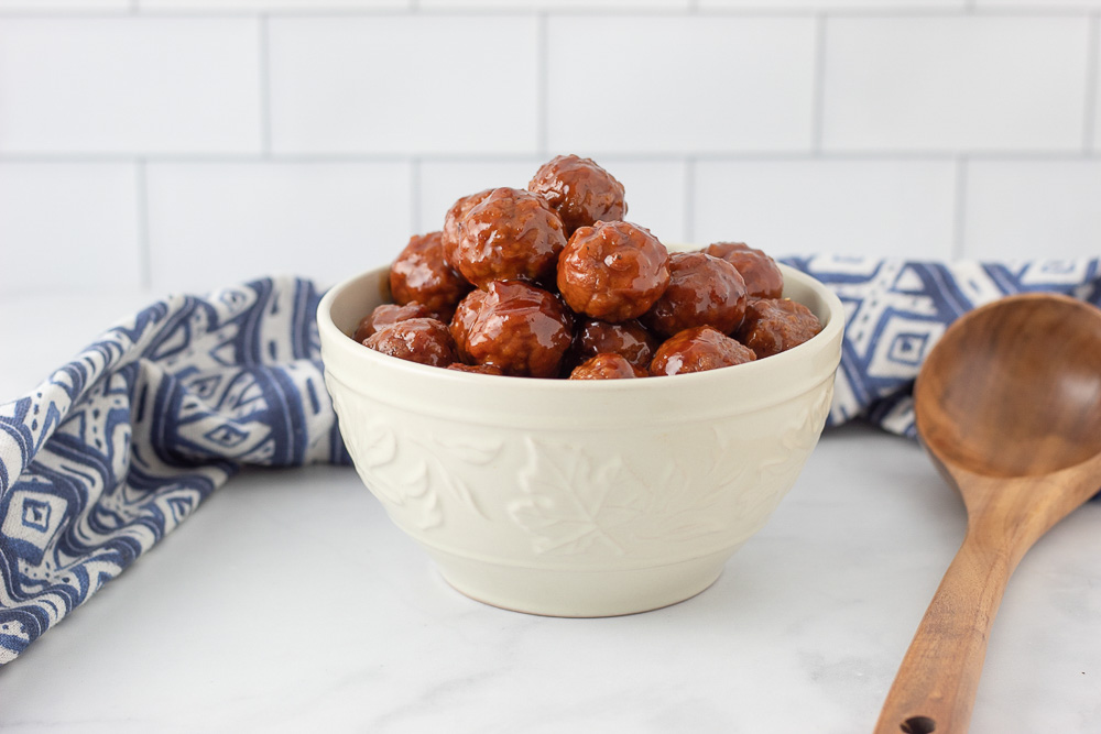 Sticky, a touch spicy, juicy and so tasty! These Slow Cooker Party Meatballs make the perfect party appetizer or quick family dinner.