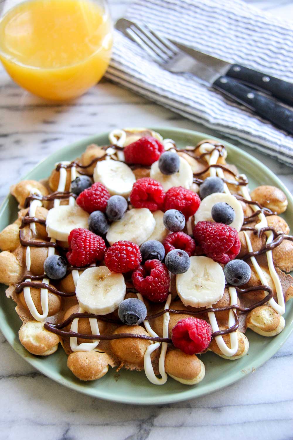 I love eating waffles for any time of the day and this Breakfast Egg Waffle is my all-time favorite. All that you love about breakfast, in an easy and fun form!