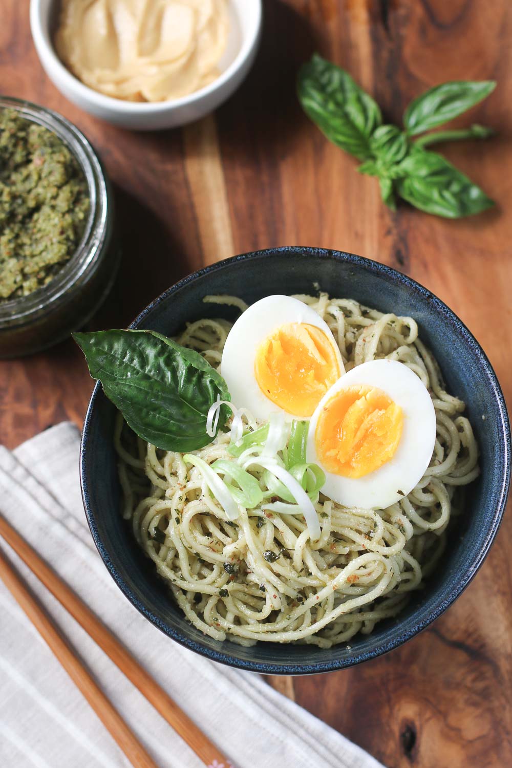 This miso pesto ramen is the perfect weeknight dinner. Easy to prepare, packed in healthy colorful veggies, and full of umami flavor.