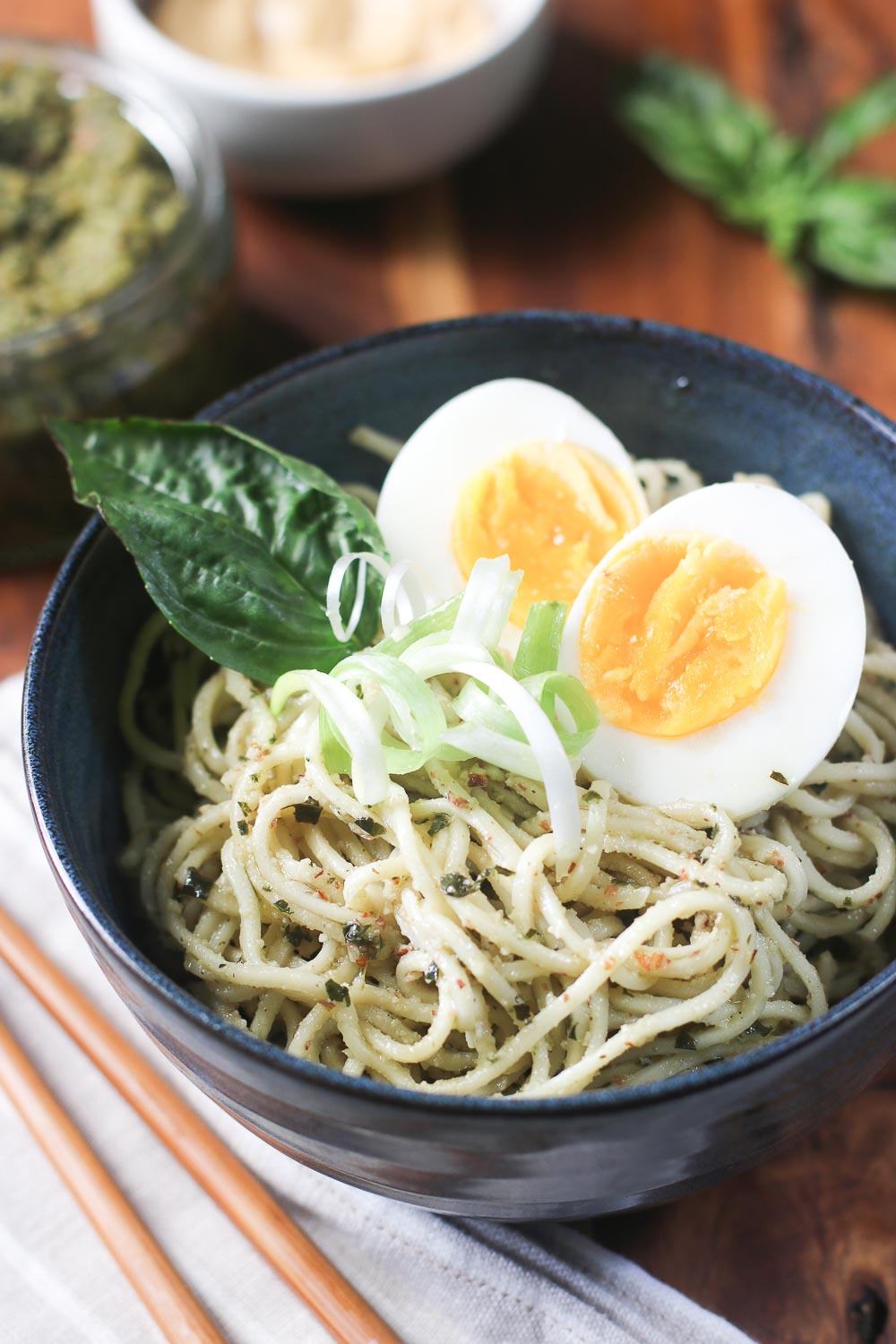 This miso pesto ramen is the perfect weeknight dinner. Easy to prepare, packed in healthy colorful veggies, and full of umami flavor.