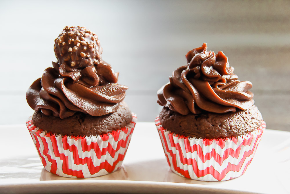 These Nutella Ferrero Cupcakes are the definition of chocolate heaven and it only takes 5 ingredients. This will leave your taste buds begging for more!