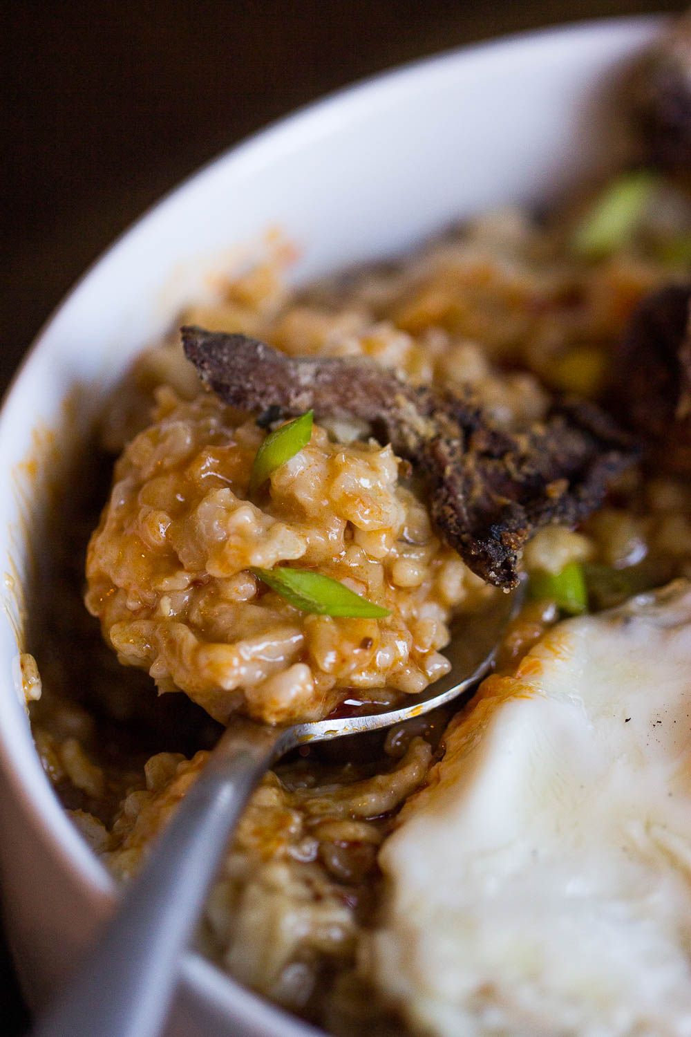 Winter comfort food that is healthy and satisfying - Mushroom Ginger Oatmeal Congee. This recipe requires minimal preparation and can be ready in less than 30 minutes. Perfect for cold & flu season!