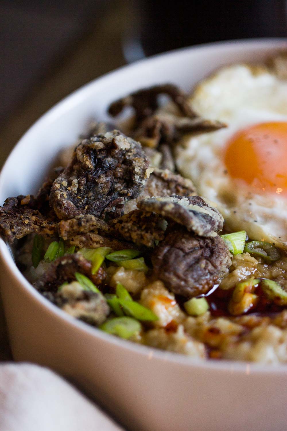 Winter comfort food that is healthy and satisfying - Mushroom Ginger Oatmeal Congee. This recipe requires minimal preparation and can be ready in less than 30 minutes. Perfect for cold & flu season!