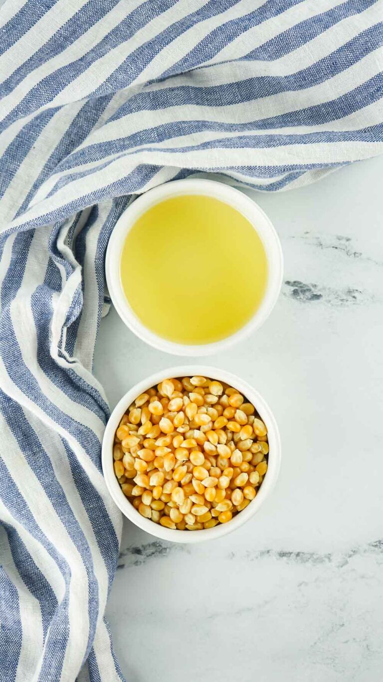 Let me show you how to make perfect homemade popcorn in instant pot!