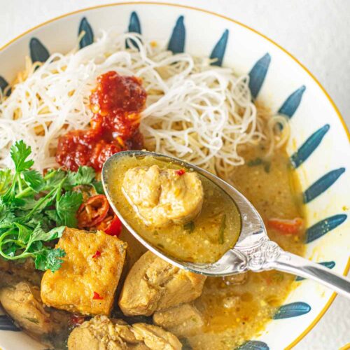 A classic Malaysia laksa curry recipe that will be your