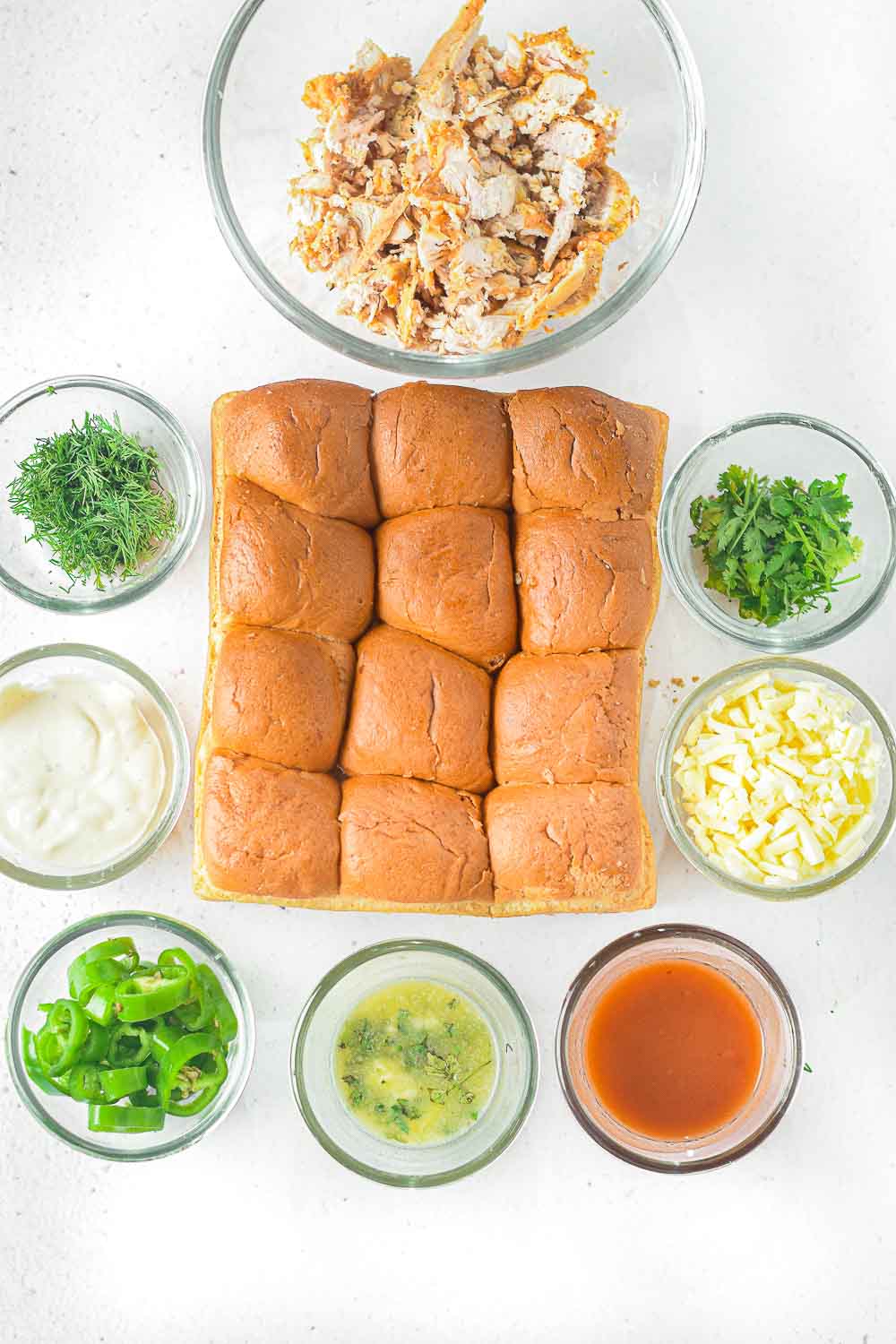 A little spice goes a long way with these delicious Easy Buffalo Chicken Sliders. Look no further than these cheesy and spicy buffalo chicken sliders! These bad boys are the ultimate appetizer, guaranteed to leave your taste buds singing with delight. You’ll love the flavor of every ingredient. 